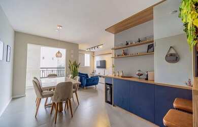 Imagem: O apartamento possui 3 Dormitórios, 2 Banheiros, 64m² de Área