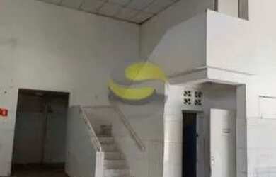 Imagem 13: Galpão Locação. 800m² de Áreae5 Vagas na garagem