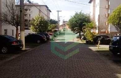 Imagem: O apartamento possui 3 Dormitórios, 1 Banheiro, 1 Vaga na garagem