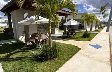 Imagem: O apartamento possui 2 Dormitórios, 2 Banheiros, 2 Vagas na