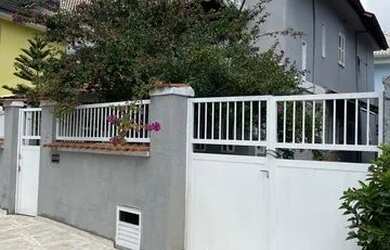 Imagem: A casa em condomínio possui 3 Dormitórios, 3 Banheiros, 3