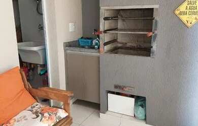 Imagem: O apartamento possui 2 Dormitórios, 2 Banheiros, 2 Vagas na