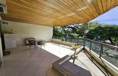 Imagem: O apartamento possui 3 Dormitórios, 2 Banheiros, 1 Vaga na