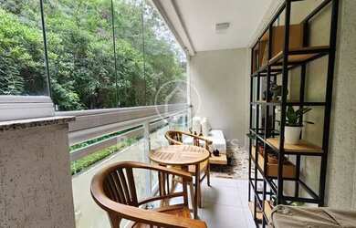 Imagem: O apartamento possui 2 Dormitórios, 2 Banheiros, 1 Vaga na