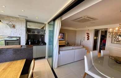 Imagem: O apartamento possui 3 Dormitórios, 3 Banheiros, 2 Vagas na