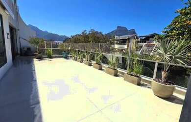 Imagem: O apartamento na cobertura possui 4 Dormitórios, 5 Banheiros