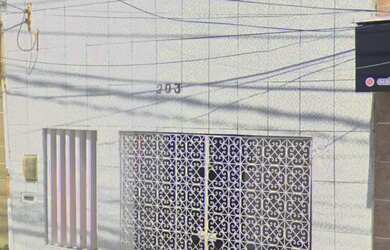 Imagem: A casa possui 2 Dormitórios, 1 Banheiro, 1 Vaga na garagem