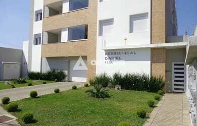 Imagem: O apartamento possui 1 Dormitório, 1 Banheiro, 2 Vagas na garagem