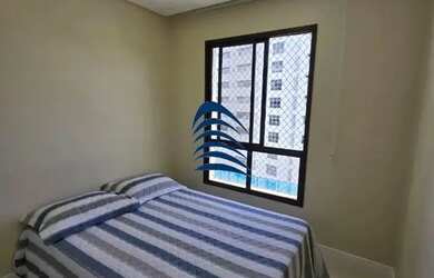 Imagem 15: Apartamento conta com três quartos, três banheiros, duas vagas de garagem,...