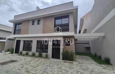 Imagem: A casa em condomínio possui 3 Dormitórios, 2 Banheiros, 2