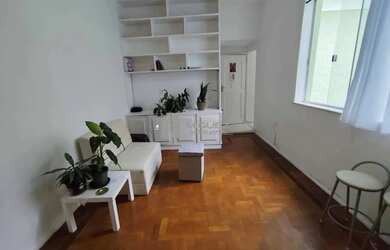 Imagem: O apartamento possui 2 Dormitórios, 2 Banheiros, 60m² de Área