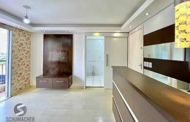 Imagem: O apartamento possui 2 Dormitórios, 1 Banheiro, 1 Vaga na garagem