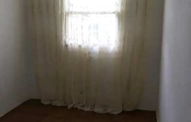 Imagem: O apartamento possui 2 Dormitórios, 1 Banheiro e 50m² de Área