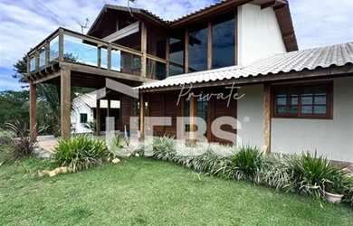 Imagem: A casa em condomínio possui 3 Dormitórios, 4 Banheiros, 4