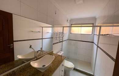 Imagem 5: Linda Casa Casa com 2 dormitórios