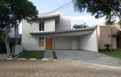 Imagem: A casa em condomínio à venda possui 4 Dormitórios, 2 Banheiros