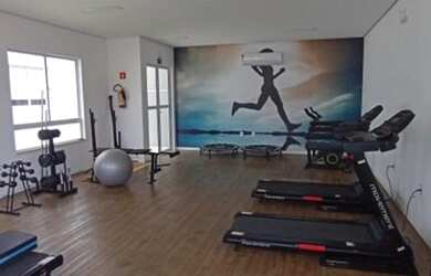 Imagem: O apartamento possui 2 Dormitórios, 1 Banheiro, 1 Vaga na garagem