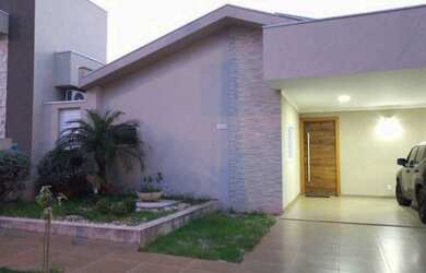 Imagem: A casa em condomínio possui 3 Dormitórios, 3 Banheiros, 4