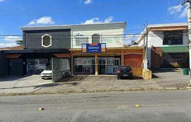 Imagem: O depósito possui 5 Vagas na garagem, 350m² de Área e está