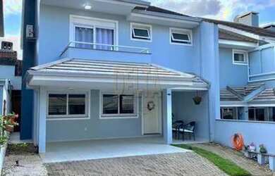 Imagem: A casa em condomínio possui 3 Dormitórios, 3 Banheiros, 2