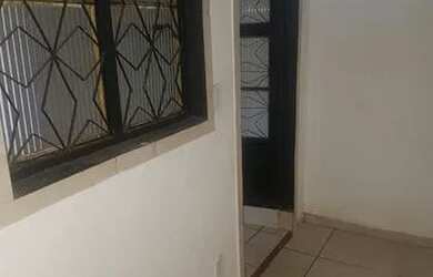 Imagem 3: Alugo kitinete. 1 Banheiroe1 Dormitório