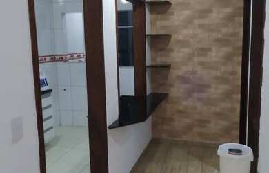 Imagem: A casa possui 2 Dormitórios, 2 Banheiros, 1 Vaga na garagem