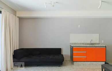 Imagem: O studio possui 1 Dormitório, 1 Banheiro, 1 Vaga na garagem