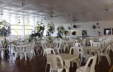 Imagem: O depósito possui 5 Vagas na garagem, 8.813m² de Área e