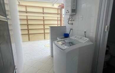 Imagem 11: Casa de condomínio para venda tem 216 metros quadrados com 4 quartos