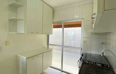 Imagem 7: Casa a venda por $ 370.000 ou aluguel por R$ 2.620/mês - Granja Viana-...