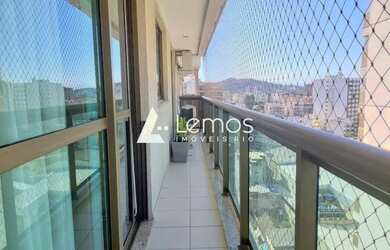 Imagem: O apartamento possui 3 Dormitórios, 1 Banheiro, 1 Vaga na garagem