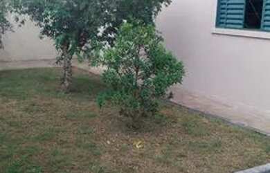 Imagem: A casa possui 5 Dormitórios, 3 Banheiros, 5 Vagas na garagem