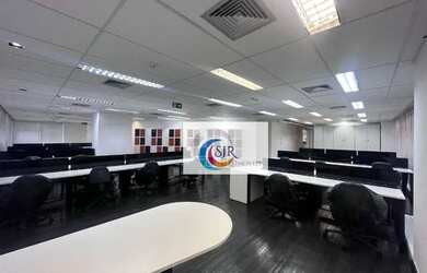 Imagem: O depósito possui 5 Vagas na garagem, 660m² de Área, Imóvel