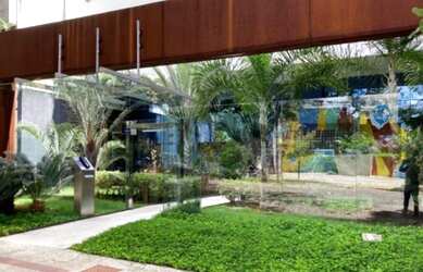 Imagem: O apartamento possui 1 Dormitório, 2 Banheiros, 2 Vagas na