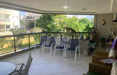 Imagem: O apartamento possui 3 Dormitórios, 3 Banheiros, 2 Vagas na