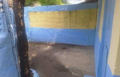 Imagem 3: Alugo casa kitinet. Varanda, 1 Banheiroe1 Dormitório