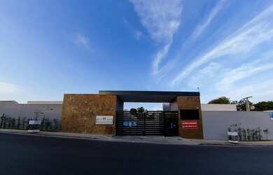 Imagem: A casa em condomínio possui 3 Dormitórios, 2 Banheiros, 1