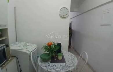 Imagem 5: Kitnet/Conjugado - / Residencial / Centro