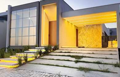 Imagem: A casa em condomínio possui 4 Dormitórios, 5 Banheiros, 4