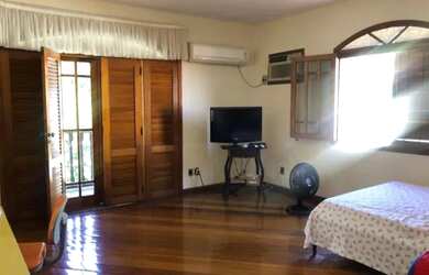 Imagem 9: Maravilhosa casa com piscina