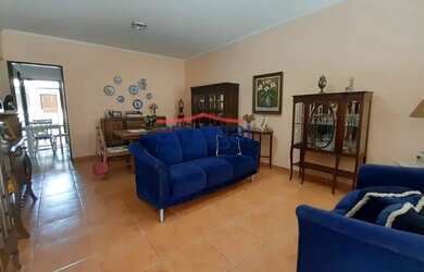 Imagem: Casa à venda em Cidade Jardim com Edícula - Jacareí