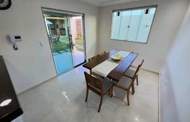 Imagem 4: Melhor casa de temporada. Acomodam 12 pessoas, 1 Vaga na garageme4 Dormitórios