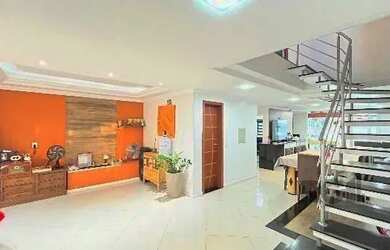 Imagem 8: Casa em Porto Alegre, no bairro Hípica, com 3 dormitório s , e 3 banheiros,...