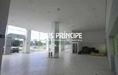 Imagem: O depósito possui 5 Vagas na garagem, 758m² de Área e está