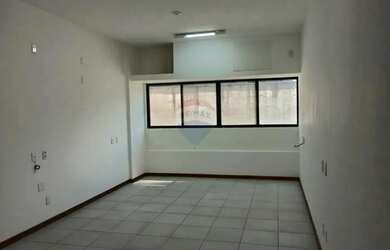 Imagem 13: Sala Comercial à Venda, 28m², R$ 150.000,00 - Edf. Empresarial Niemeyer