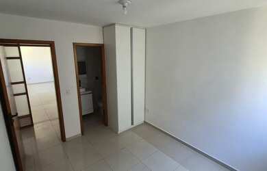 Imagem 10: Alugo apto semimobiliado na ponta verde