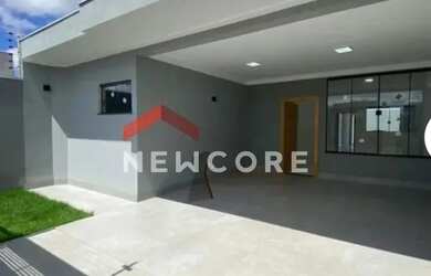 Imagem: A casa possui 3 Dormitórios, 3 Banheiros, 2 Vagas na garagem