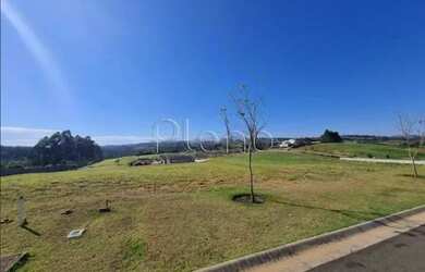 Imagem: O terreno possui 1200m² de Área e está localizado em Loteamento