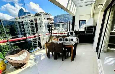 Imagem: O apartamento na cobertura possui 4 Dormitórios, 3 Banheiros