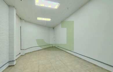 Imagem: O depósito possui 25m² de Área e está localizado em Centro